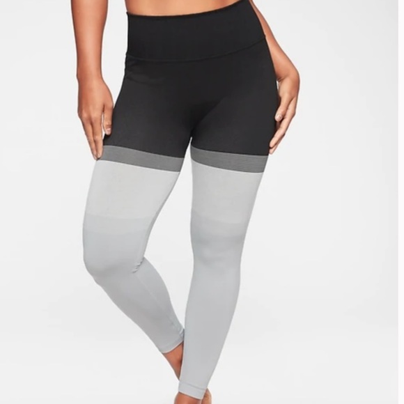 Athleta Black Stripe Intarsia Seamless Legging Size M - Picture 1 of 6